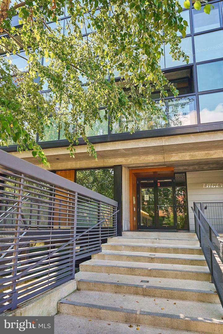 2250 11TH Street - Photo 1