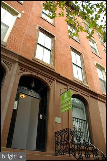 1535 Pine Street - Photo 1