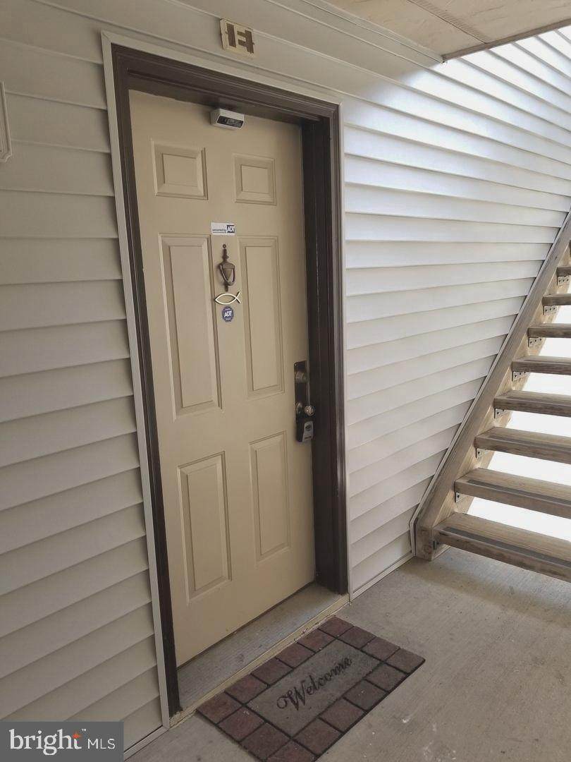 1649 Carriage House Terrace - Photo 1