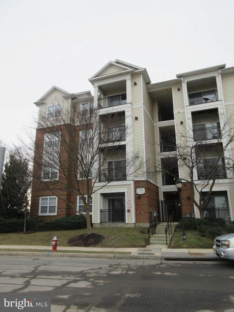 12941 Centre Park Circle - Photo 1