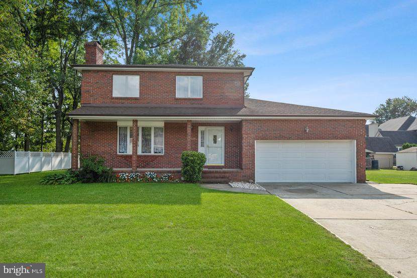 603 Woodside Avenue - Photo 1