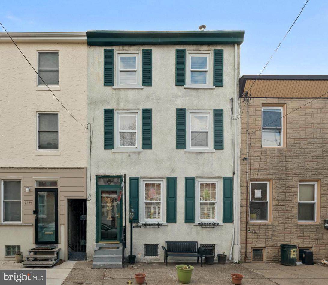 2330 Fletcher - Photo 1