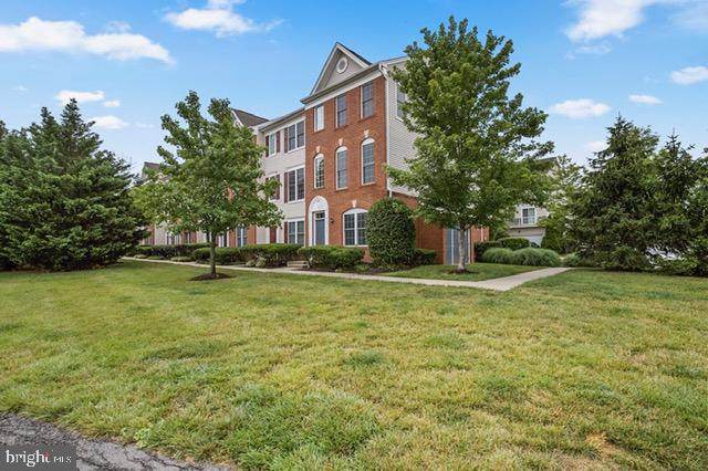 42780 Longworth Terrace - Photo 1
