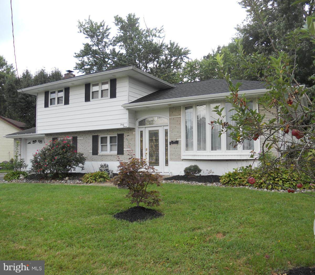 43 Lillian Place - Photo 1
