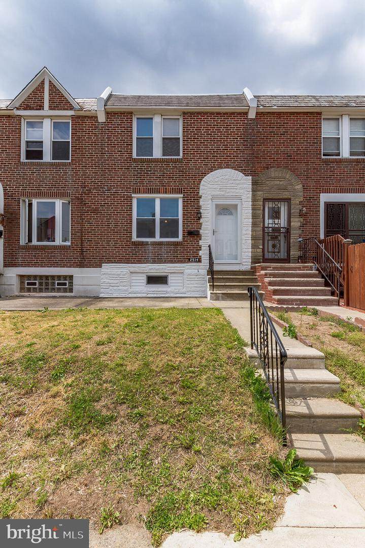 2514 Ashford Street - Photo 1