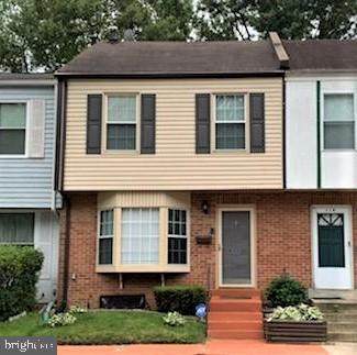 112 Elliott Street - Photo 1