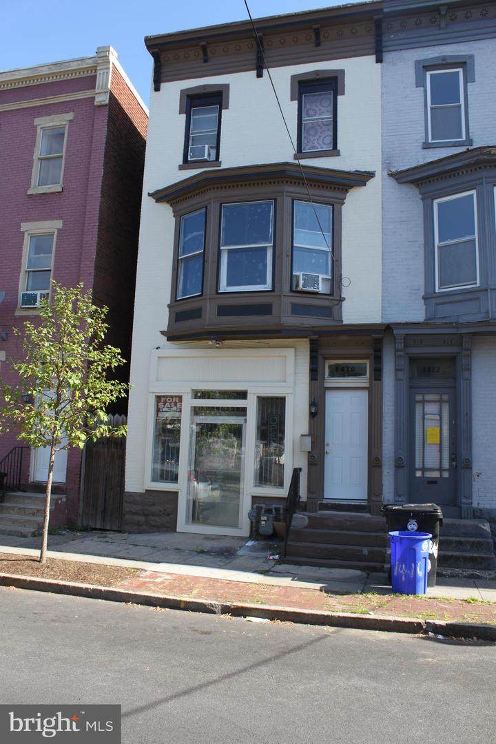 1410 Derry Street - Photo 1