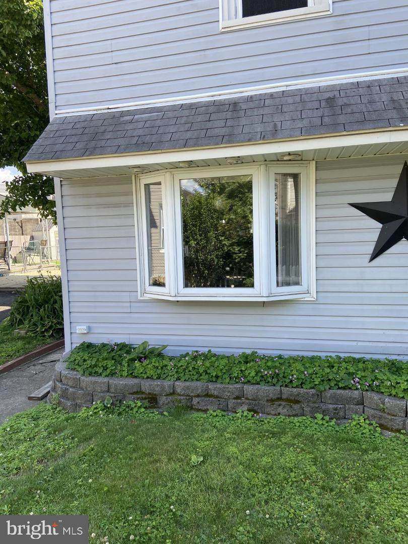 2752-54 Kirkbride Street - Photo 1