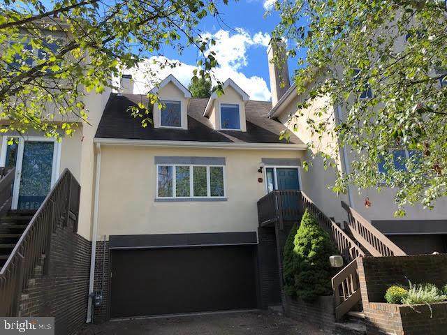 10 Exeter Court - Photo 1