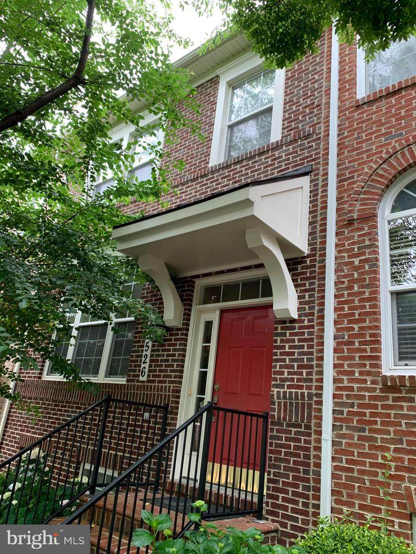 23524 Gardenside Place - Photo 1