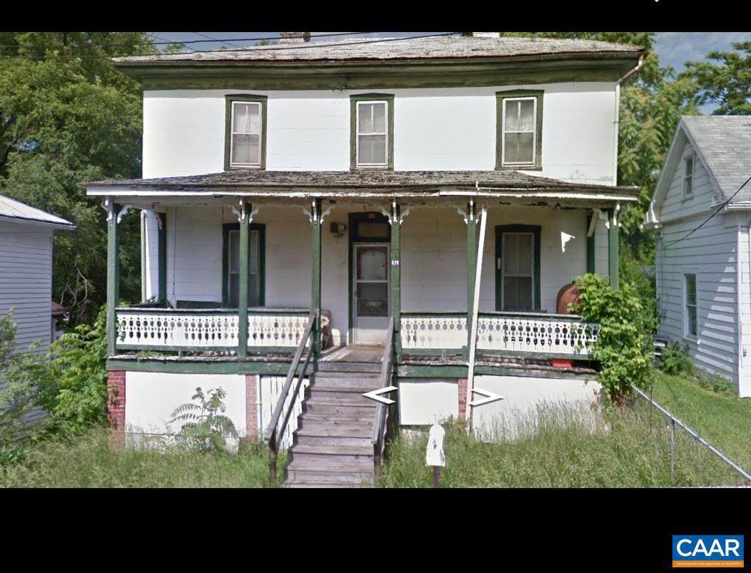 425 Bridge St - Photo 1