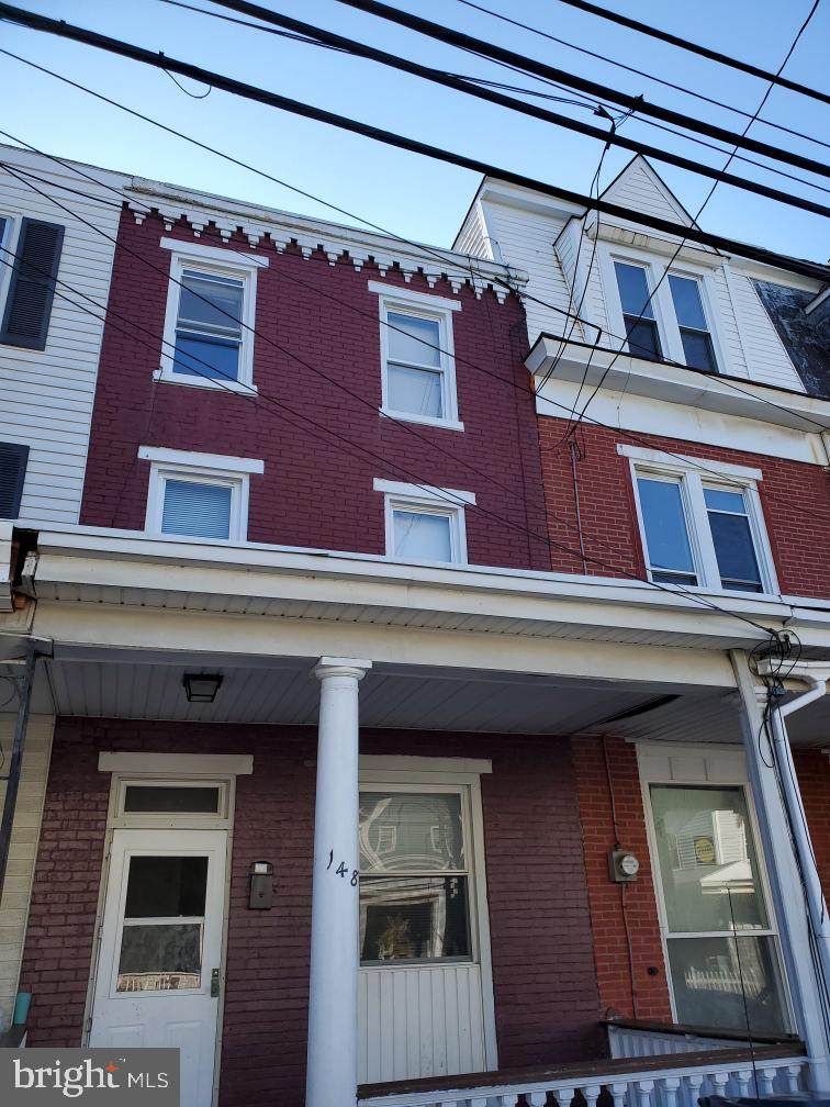 148 Lincoln Street - Photo 1