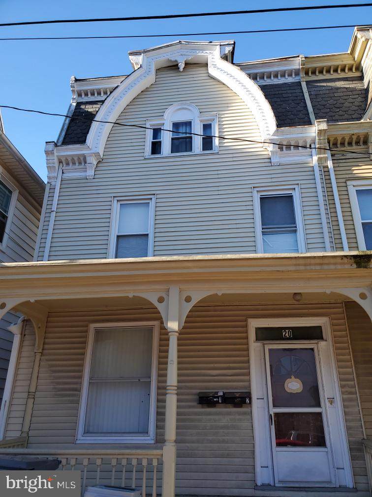 20 4TH Street - Photo 1