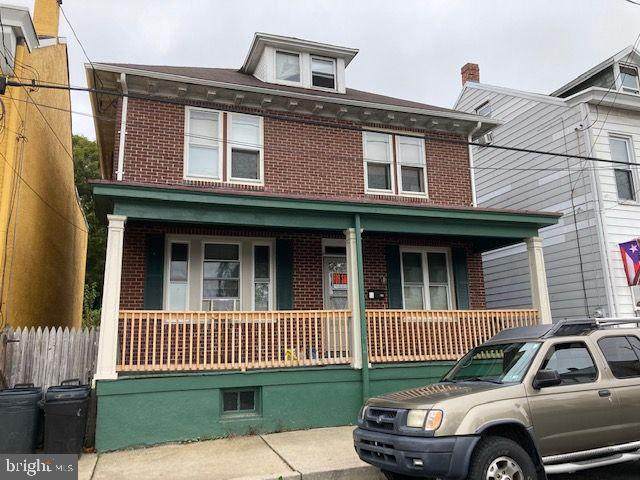 703 Race Street - Photo 1