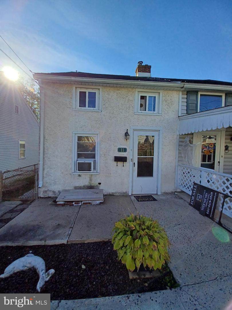 11 Walnut St - Photo 1