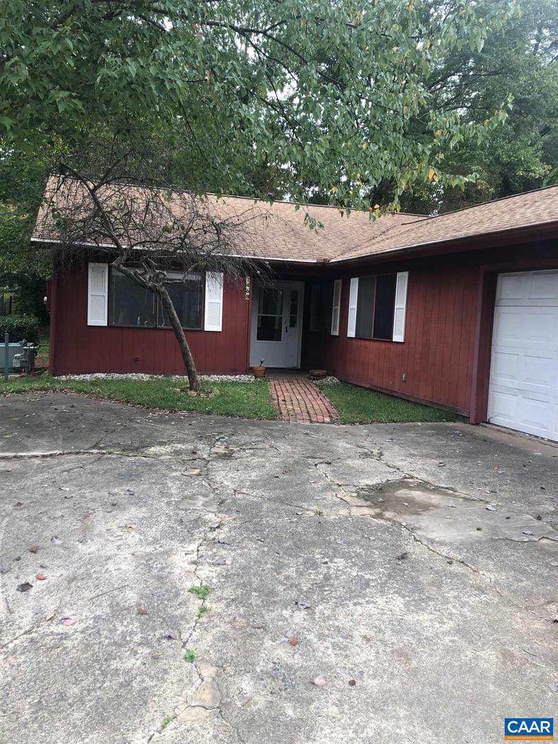 1468 Monterey Dr - Photo 1