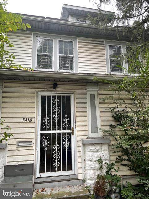 3418 South Dakota Avenue - Photo 1