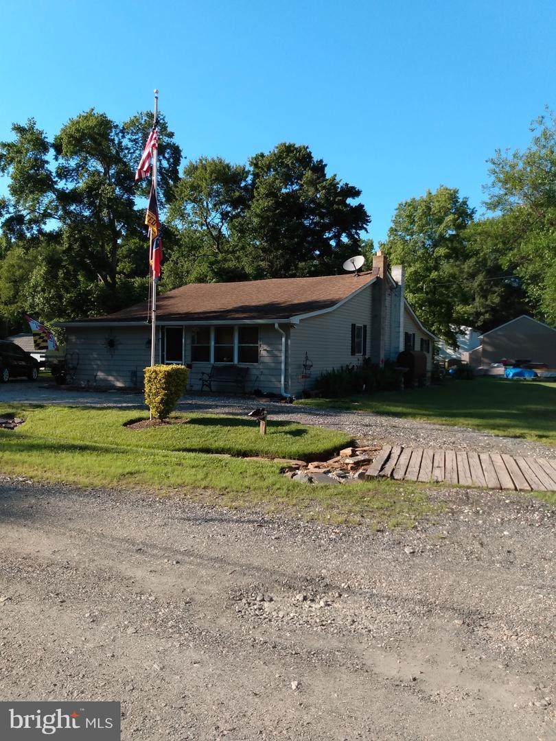 8 Greenspring Road - Photo 1