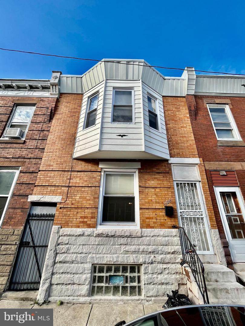 1926 Lippincott Street - Photo 1