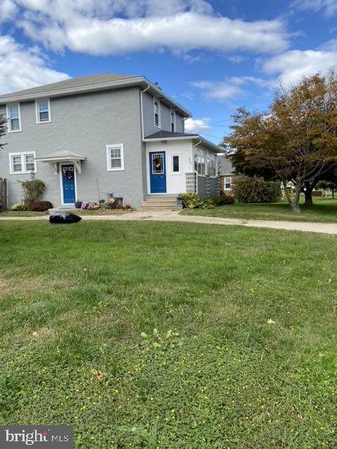 326 Bellevue - Photo 1