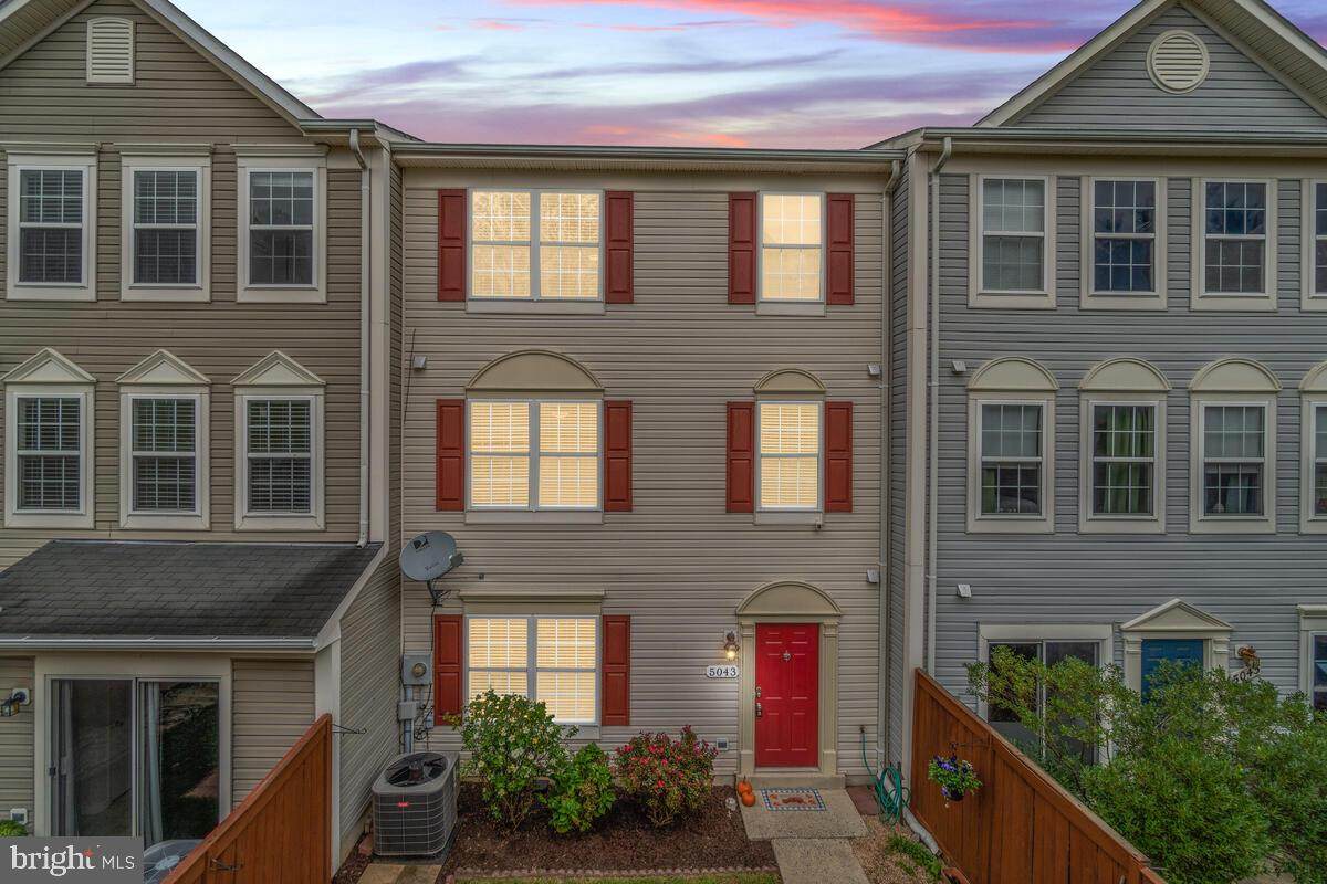 5043 Saint Simon Terrace - Photo 1