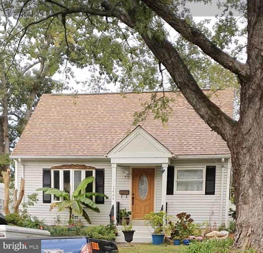 1444 Maryland Avenue - Photo 1