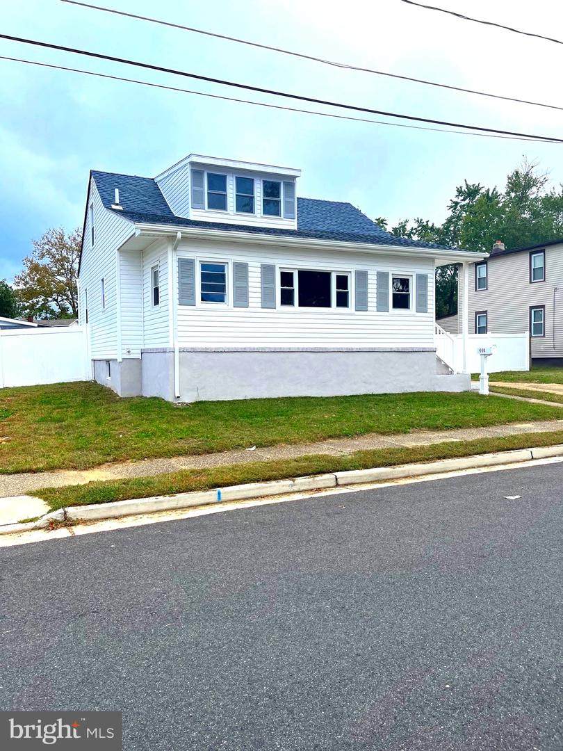 440 Ridge Avenue - Photo 1