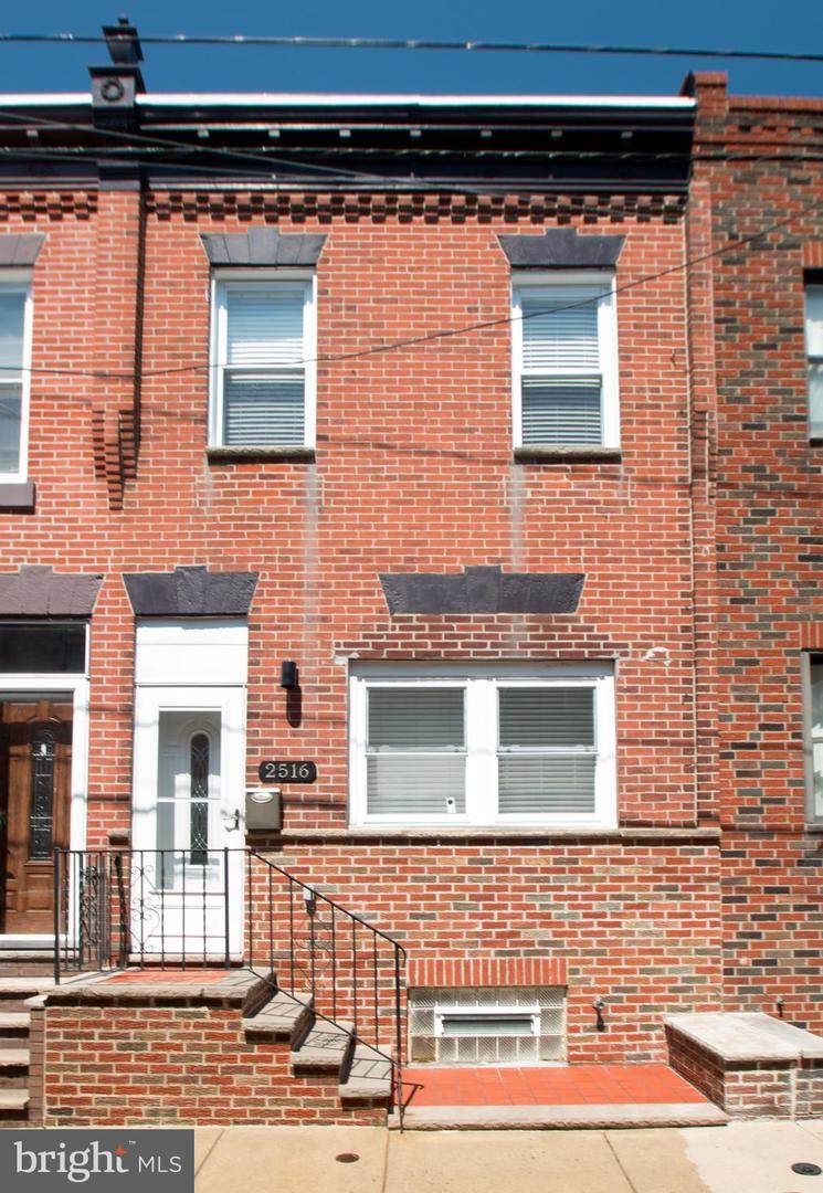 2516 Rosewood Street - Photo 1