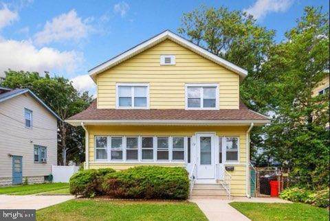13 Greenwood - Photo 1