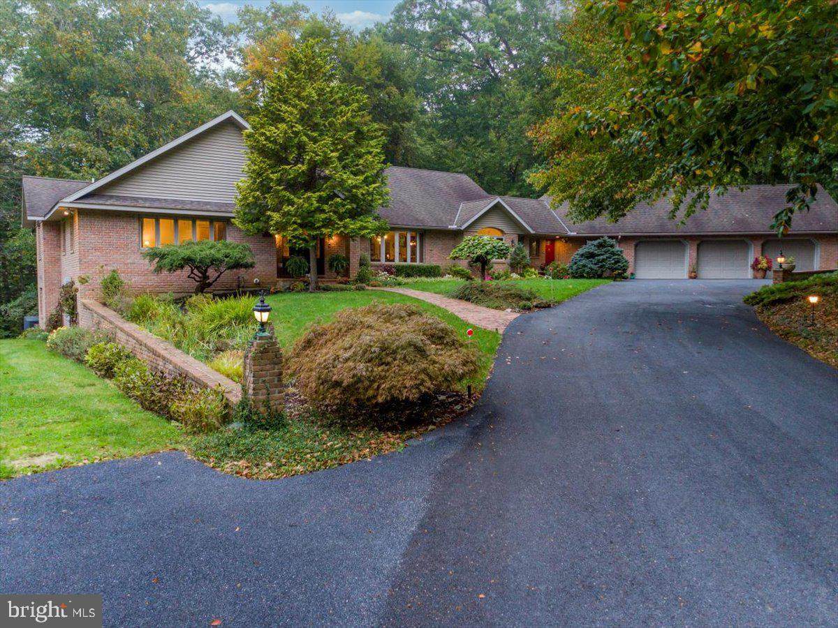 109 Gosling Court - Photo 1