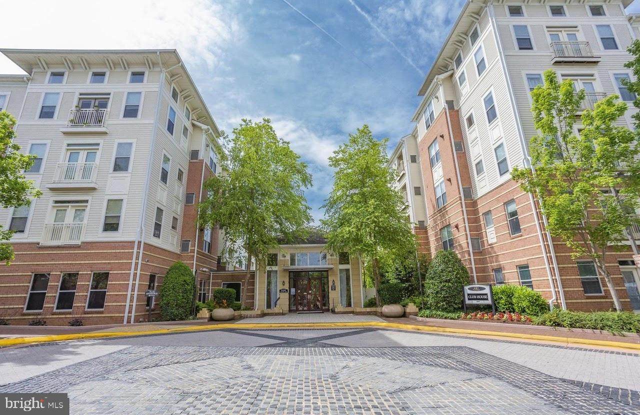 9486 Virginia Center Boulevard - Photo 1