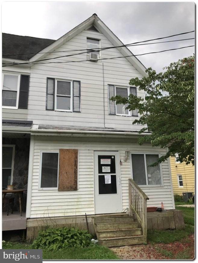 206 Broad Street - Photo 1