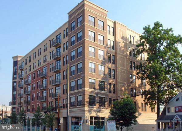 444 Broad Street - Photo 1
