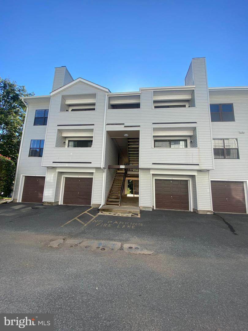 1649 Carriage House Terrace - Photo 1