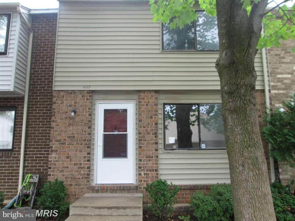 423 Argus Place - Photo 1