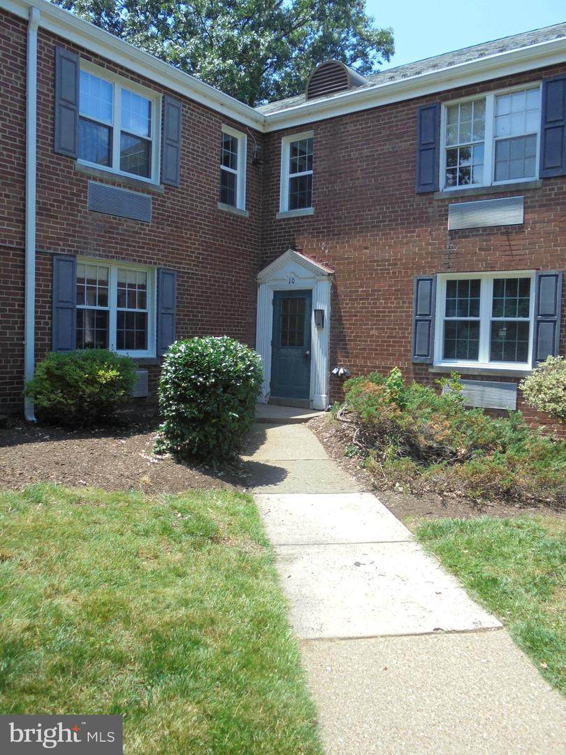 10 Auburn Court - Photo 1