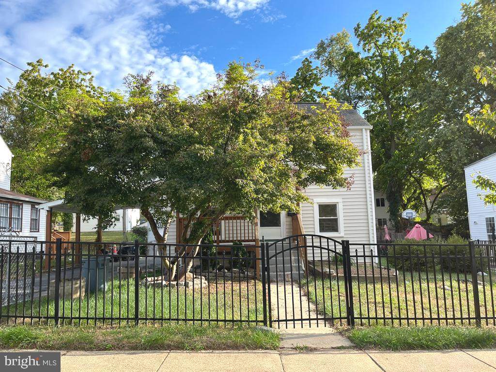 7211 Hawthorne Street - Photo 1
