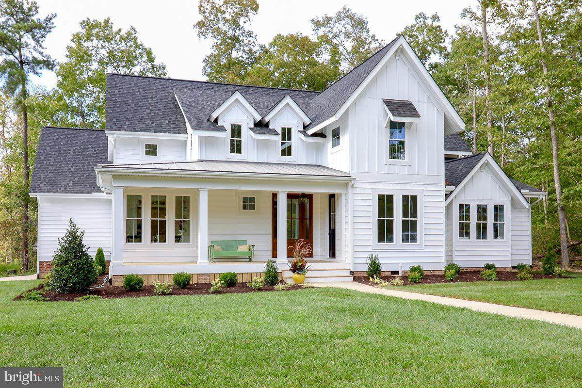 504 Raven Circle - Photo 1