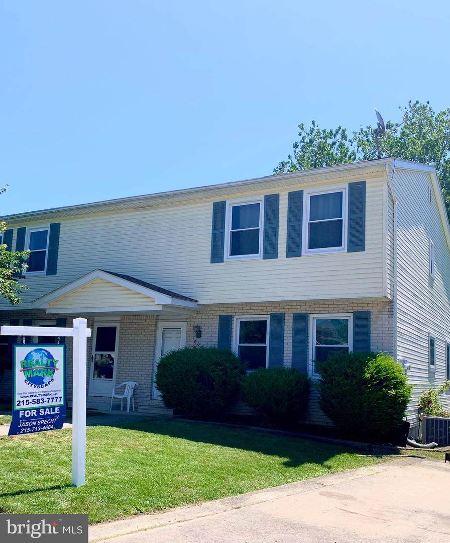 564 7TH Street - Photo 1