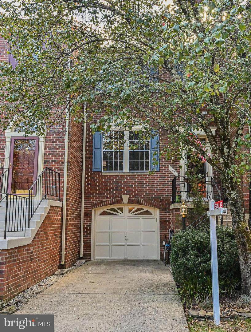 1461 Park Garden Lane - Photo 1
