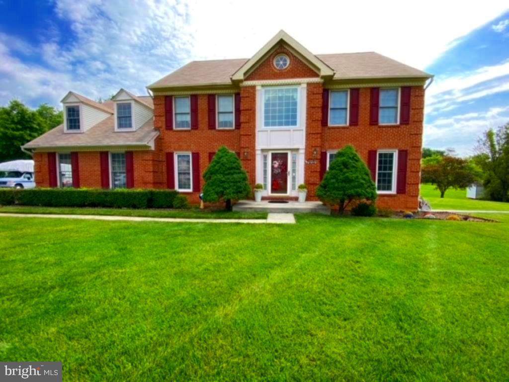 7915 Wingate Drive - Photo 1