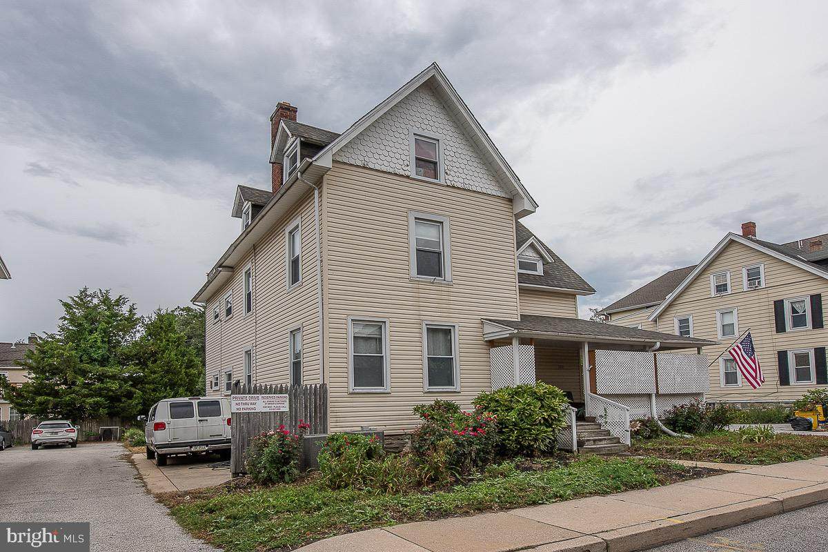 900 County Line Road - Photo 1