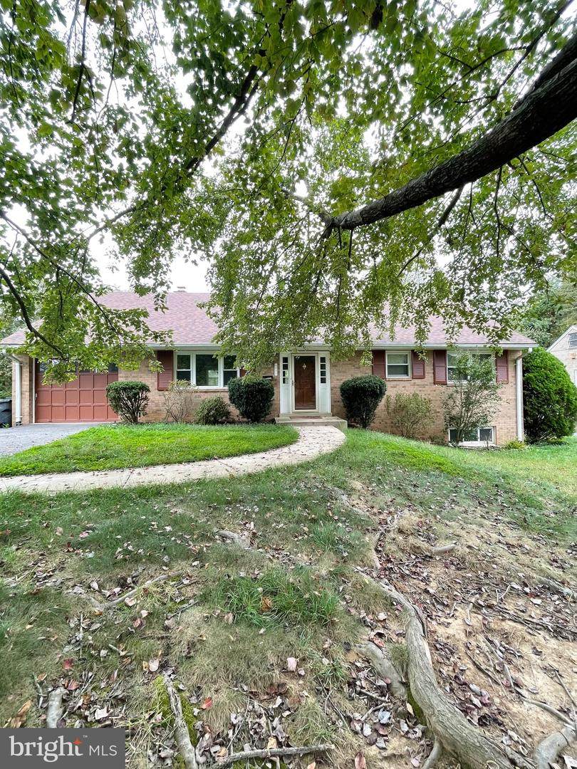 6605 Fairlawn - Photo 1