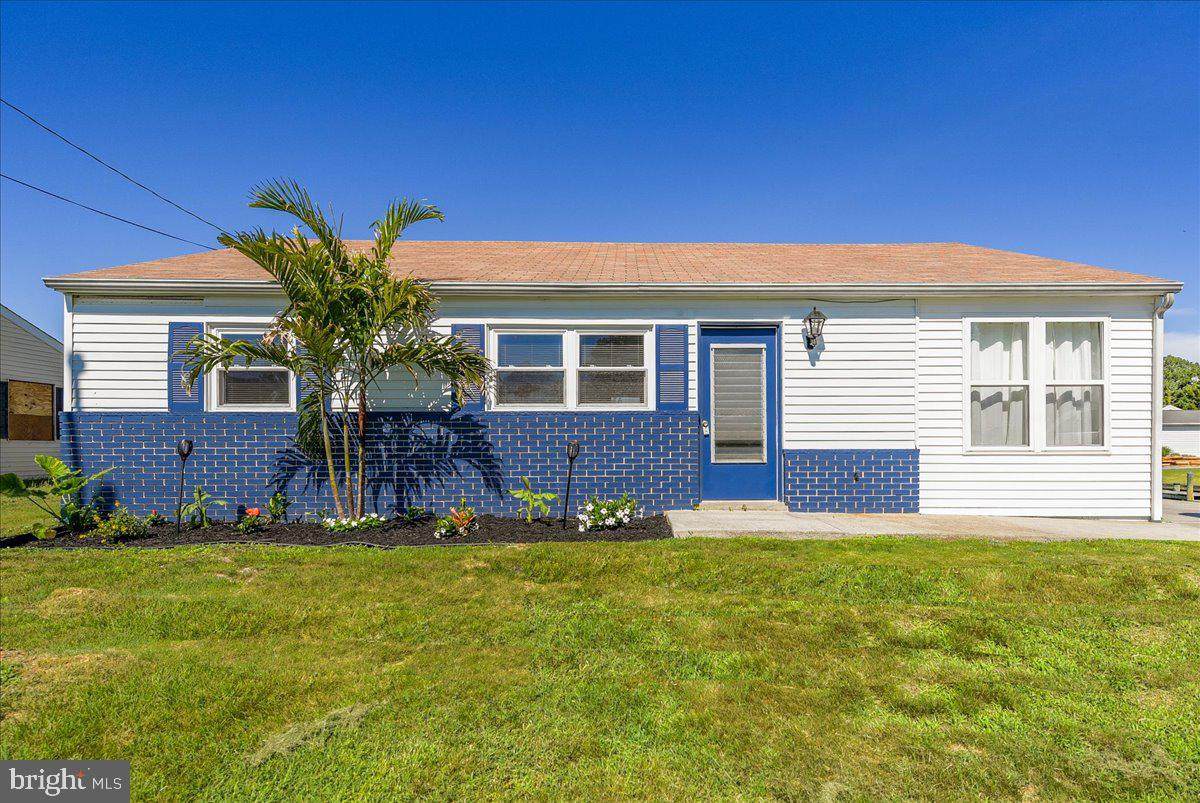 10338 Keyser Point Road - Photo 1