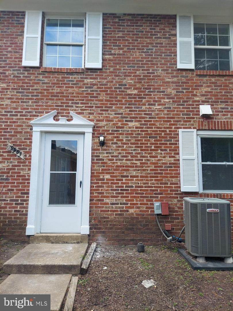 9901 Hagel Circle - Photo 1