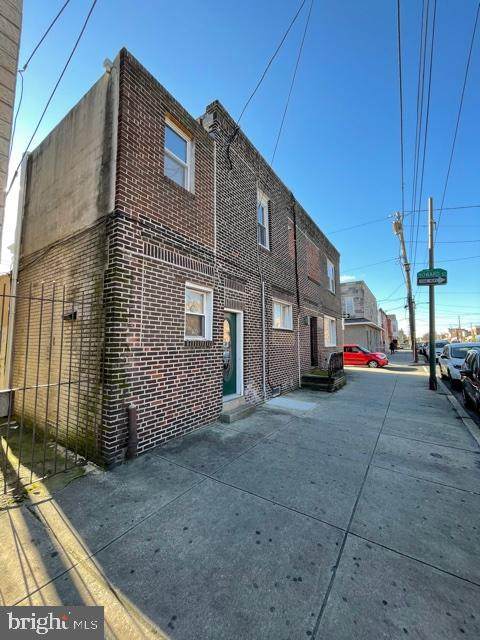 2101 Howard Street - Photo 1