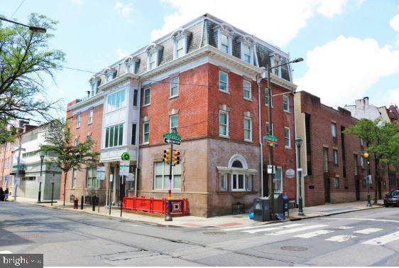 1200 Locust Street - Photo 1