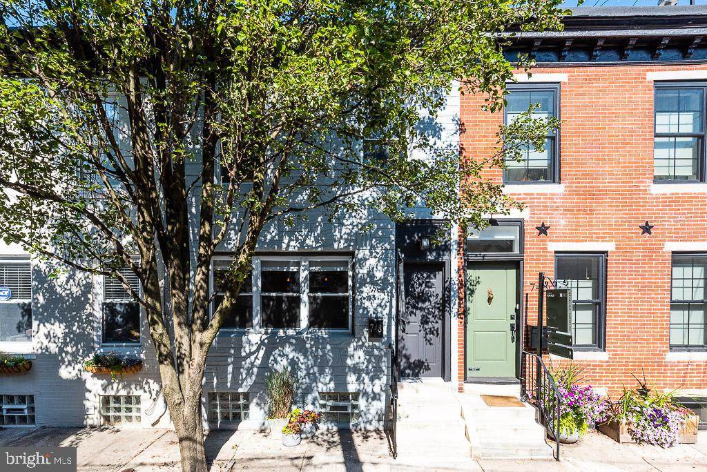 748 Harshaw Street - Photo 1