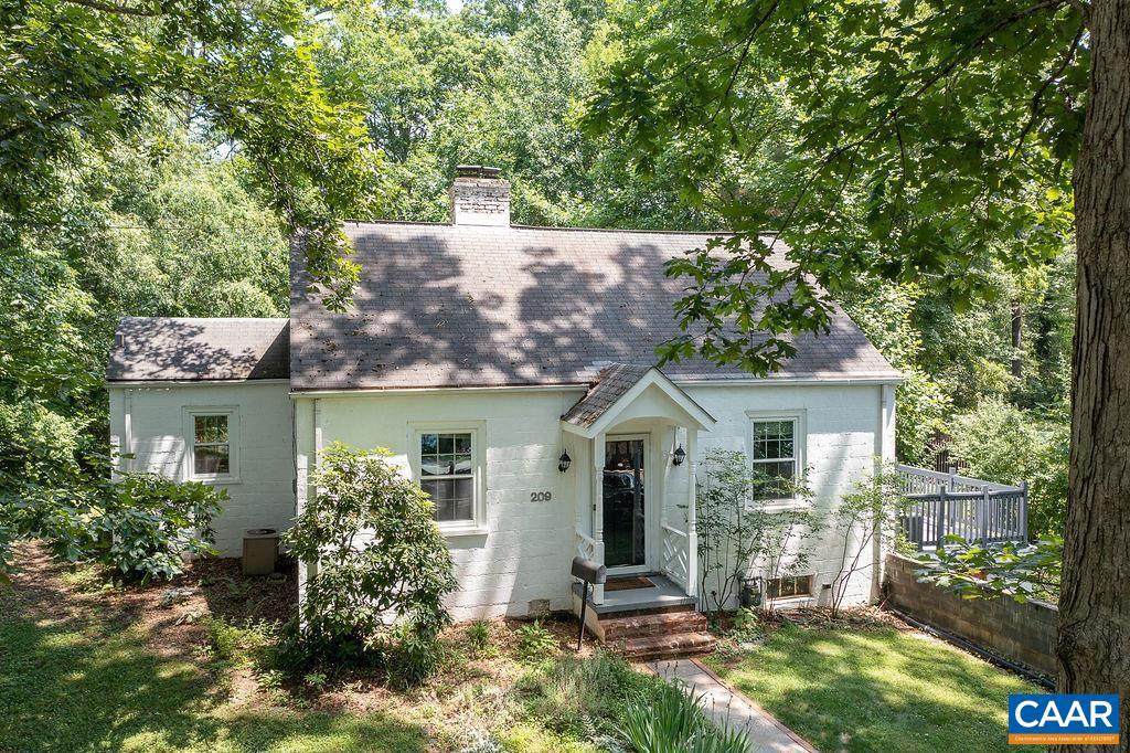 209 Cleveland Avenue - Photo 1