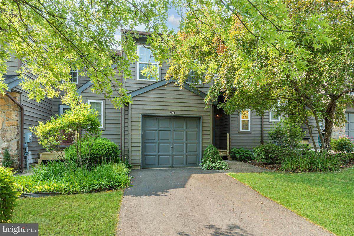 23-F Norwood Court - Photo 1